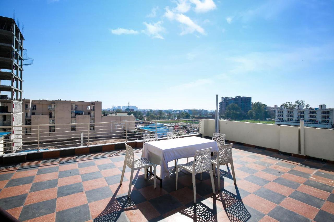 Hotel Woodcrest Zirakpur Chandigarh - Luxury Rooms エクステリア 写真