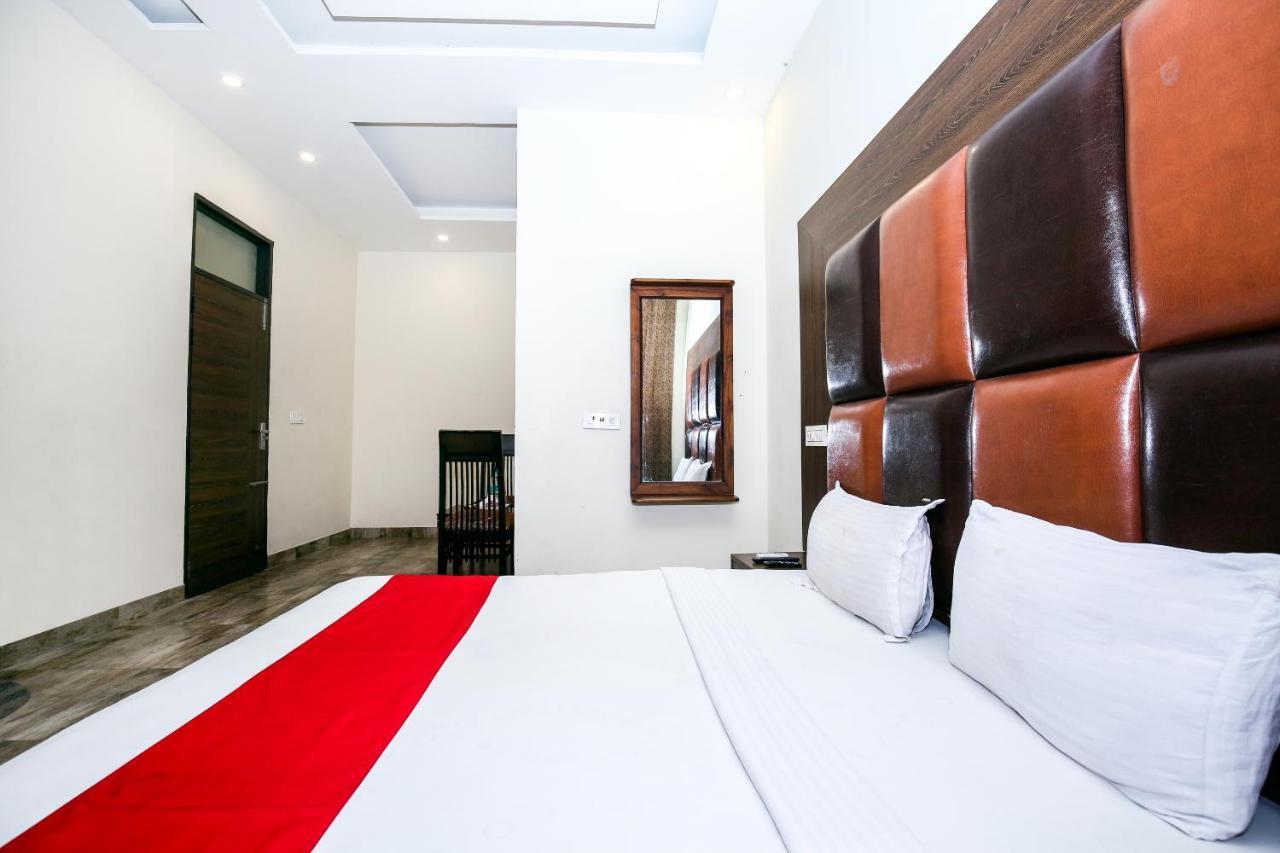 Hotel Woodcrest Zirakpur Chandigarh - Luxury Rooms エクステリア 写真