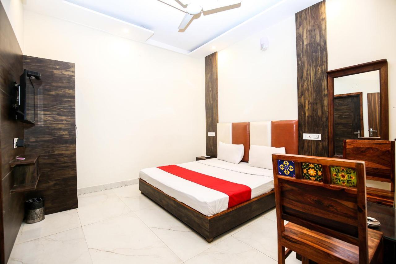 Hotel Woodcrest Zirakpur Chandigarh - Luxury Rooms エクステリア 写真