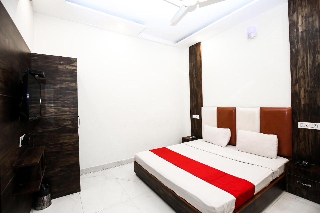 Hotel Woodcrest Zirakpur Chandigarh - Luxury Rooms エクステリア 写真